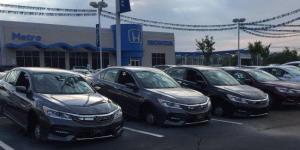 30 автомобилей Honda «разобрали» прямо на стоянке автосалона