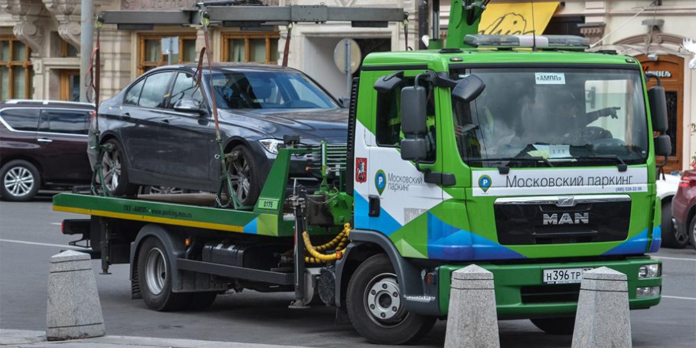 С Цветного бульвара в выходные эвакуировали более 40 автомобилей