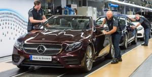 Новый кабриолет Mercedes-Benz E-Class официально встал на конвейер