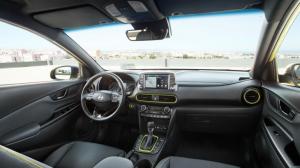 Hyundai начинает официальные продажи нового кроссовера Kona