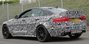 Jaguar вывел на Нюрбургринг свой самый мощный автомобиль
