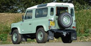 Land Rover Defender Роуэна Аткинсона уйдет с молотка