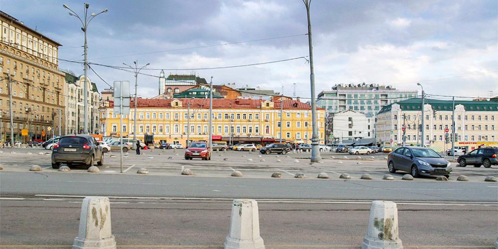 Власти рассказали о перекрытиях движения в центре Москвы

