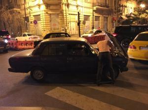 Деймон Хилл почти помог бакинцу отремонтировать Жигули