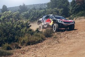 Peugeot показала 3008DKR Maxi