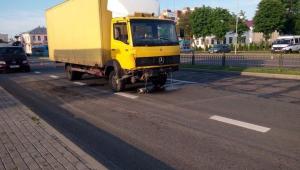 В Пинске патрульный автомобиль столкнулся с грузовиком: пострадали четыре человека