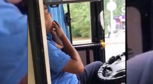 Полицейские следили за водителями автобусов и сняли видео с их нарушениями в Алматы

