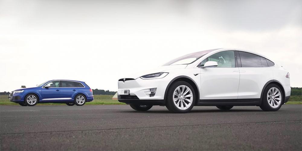Дизельный Audi SQ7 и электрокар Tesla Model X сразились в дрэг-рейсинге
