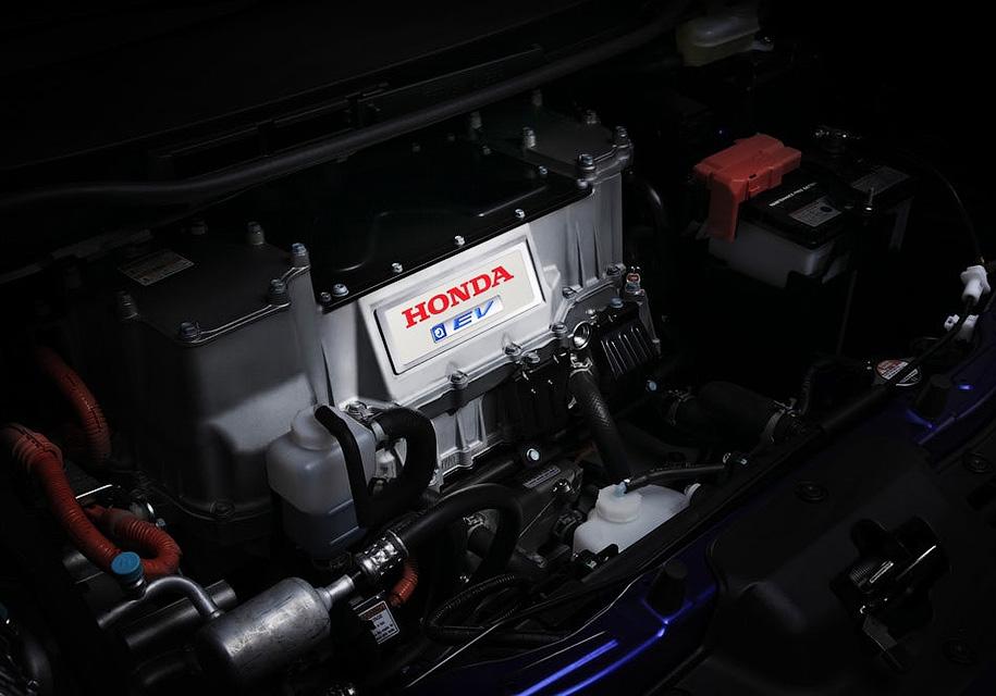Honda займется электромобилями совместно с Hitachi