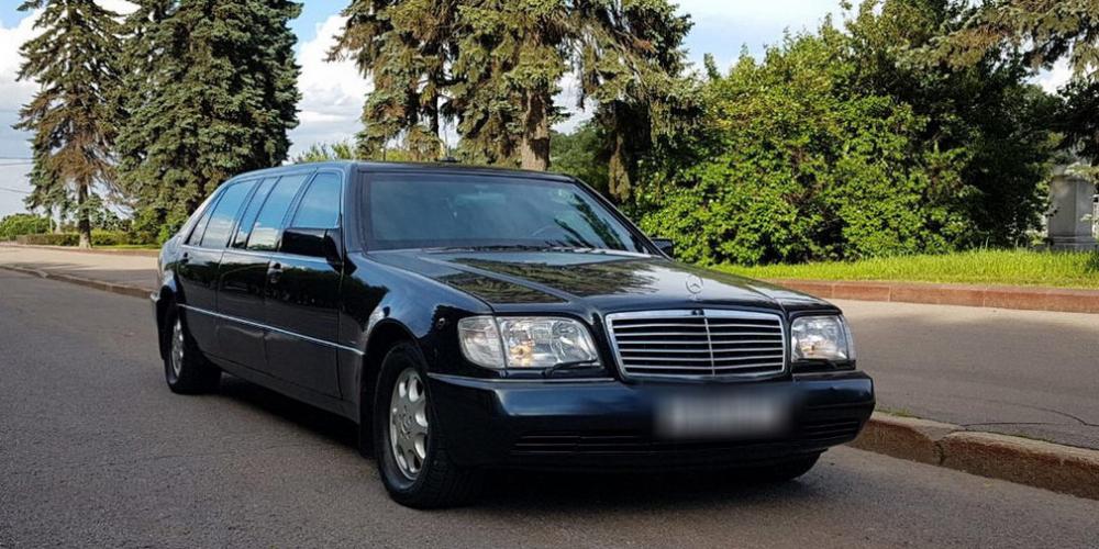 Бронированный Mercedes Ельцина выставили на продажу

