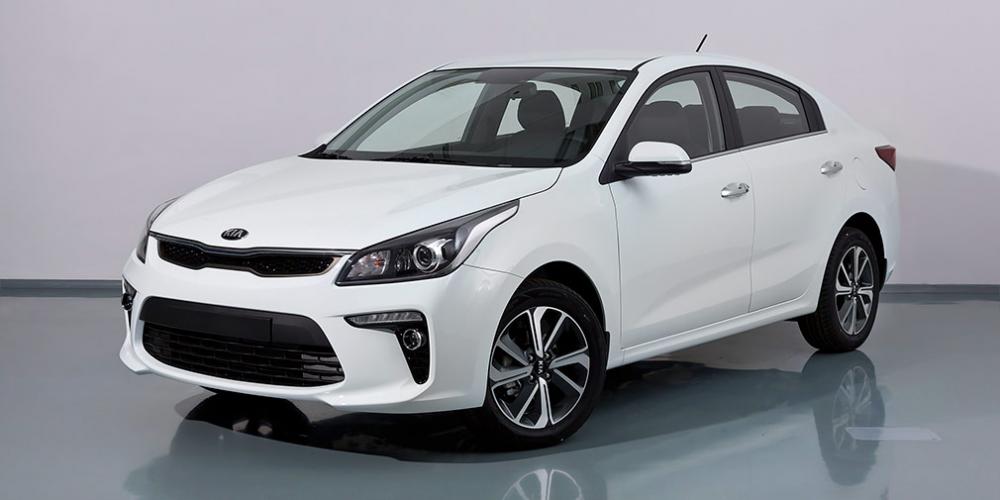 Kia назвала дату начала продаж нового Rio в России