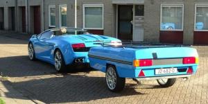 В Нидерландах сфотографировали суперкар Lamborghini с прицепом