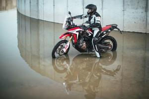 Компания Spidi провела испытания Honda Africa Twin Rally