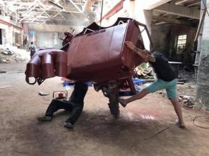 Украинец сделал гигантский трансформер из «Запорожцев»