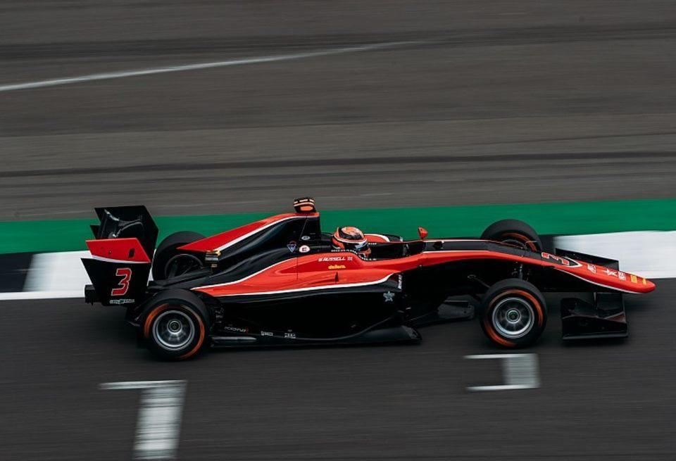 Джордж Рассел выиграл квалификацию GP3 в Сильверстоуне