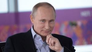 Путин рассказал, почему нефть дешевеет, а бензин дорожает