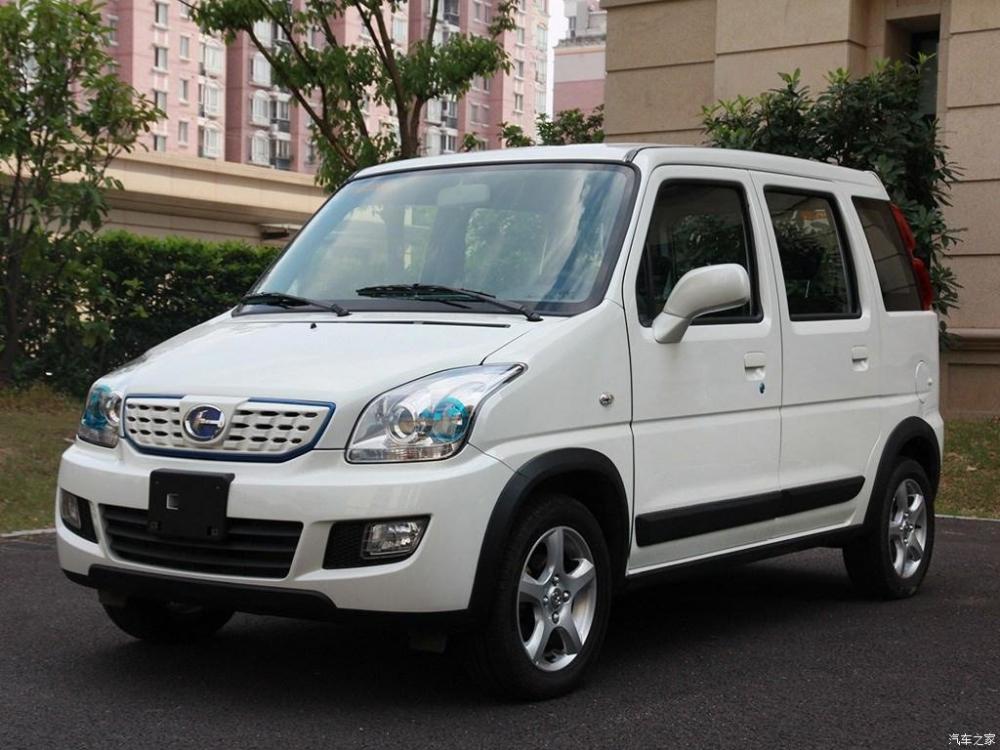 В Китае на базе старого Suzuki Wagon R разработали электромобиль