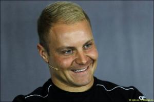 Валттери Боттас: Мне повезло с проколом у Кими
