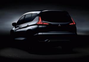 Mitsubishi представит семиместный «расширитель»