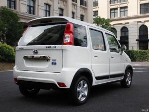 В Китае на базе старого Suzuki Wagon R разработали электромобиль
