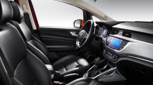 Рассекречен интерьер маленького кросса Geely Vision X3