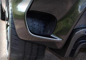 Lotus сделает спорткар со сквозным отверстием в бампере