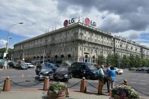 В Минске на проспекте Независимости образовалась внушительная пробка из-за ДТП