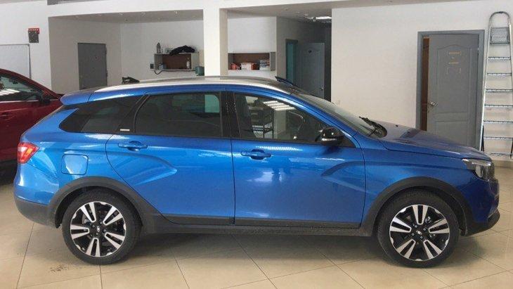 Универсал LADA Vesta SW Cross Exclusive: первые фотографии