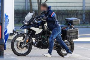 Шпионские фотографии BMW F900GS (или F700GS) 2018