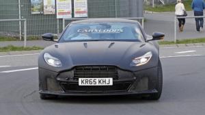 Aston Martin вывел на тесты «заряженное» купе DB11 S