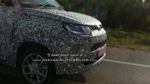 Обновлённый кросс Mahindra KUV100 впервые замечен на тестах
