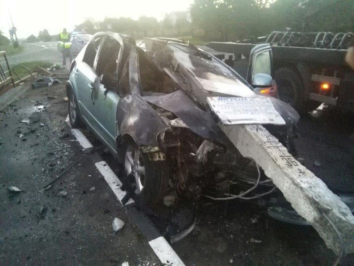 В Гродно девушка получила права и спустя неделю разбила машину
