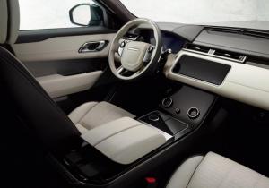 Range Rover Velar появится в России в октябре
