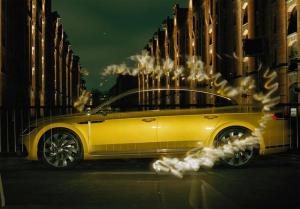 Volkswagen доверил съемку модели Arteon слепому фотографу