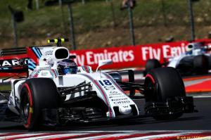 Красные флаги помешали Williams во второй тренировке