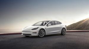 Доступный электрокар: компания Tesla представила серийный Model 3