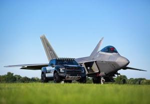 «Пикап-истребитель» Ford продали за 300 000 долларов