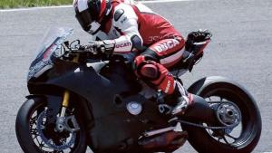 Спортбайк Ducati V4 представят в сентябре