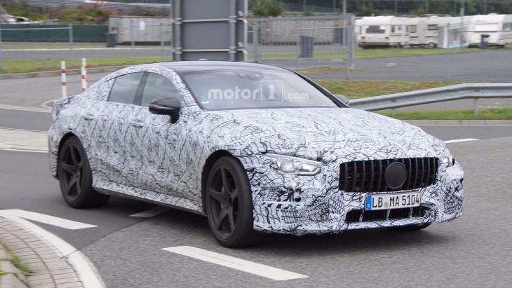 Четырёхдверный Mercedes-AMG GT вновь замечен на тестах