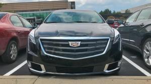 «Живые» фото обновлённого седана Cadillac XTS