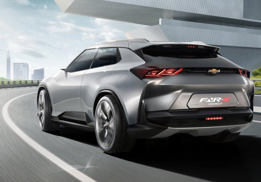 Концерн General Motors взял на работу хакеров, взломавших машины Jeep