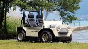 Французы превратили пляжный багги Mini Moke в амфибию