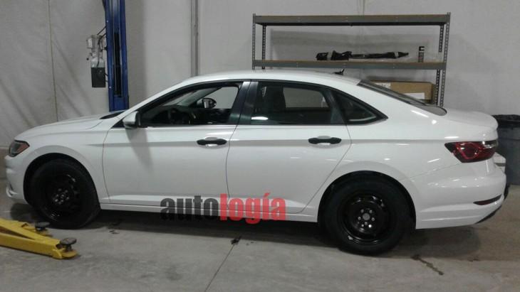 Новый Volkswagen Jetta рассекретили в сети
