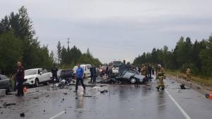 В ХМАО в результате ДТП погибли четыре человека