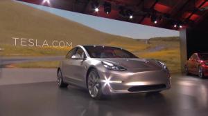 Tesla намерена привлечь $1,5 млрд для выпуска седана Model 3