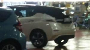 «Живые» фото электрокара Nissan Leaf нового поколения