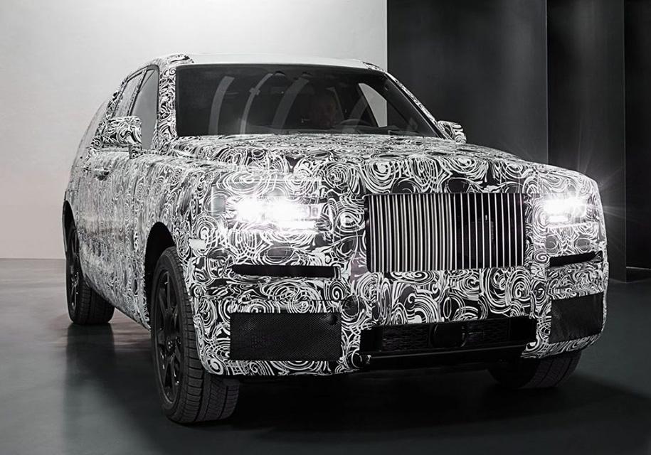 Глава Rolls-Royce назвал Bentayga закамуфлированным Audi Q7