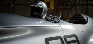 Infiniti выпустит электрический гоночный автомобиль в стиле 1940-х