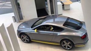В Москве девушка на последнем месяце беременности на Bentley протаранила Kia