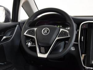 BYD в подробностях показал серийный минивэн Song MAX